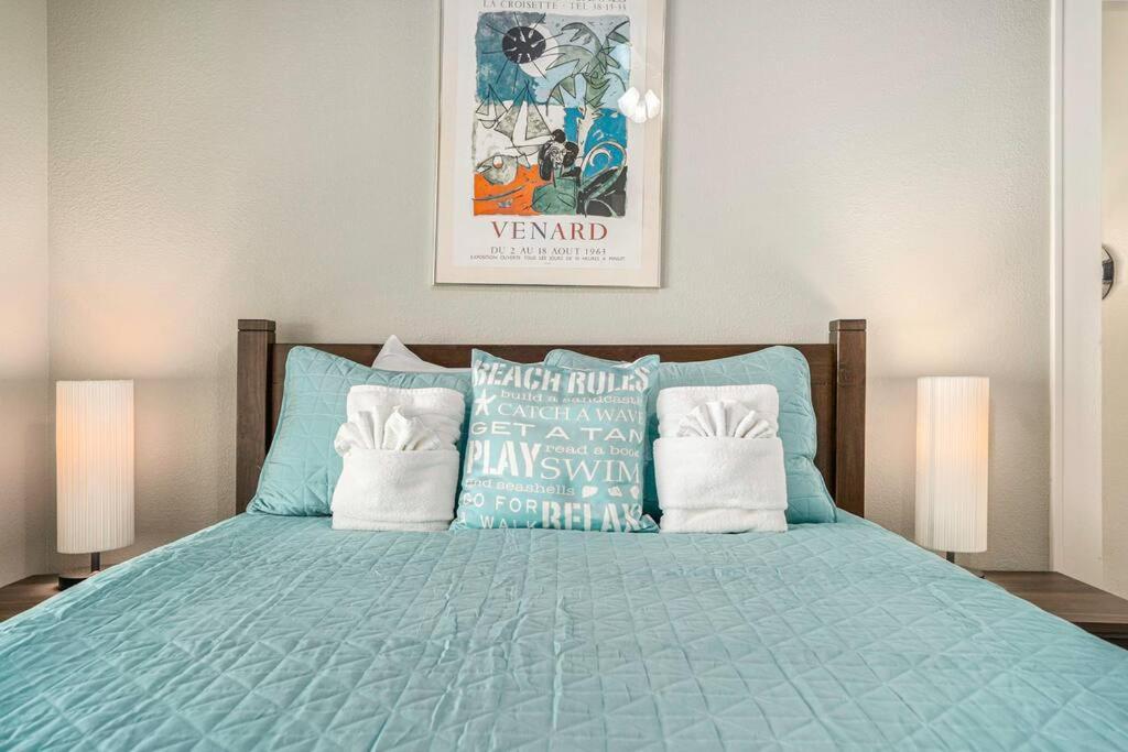 Beachy Bungalow! 2Bd, King Bed Galveston Exterior foto